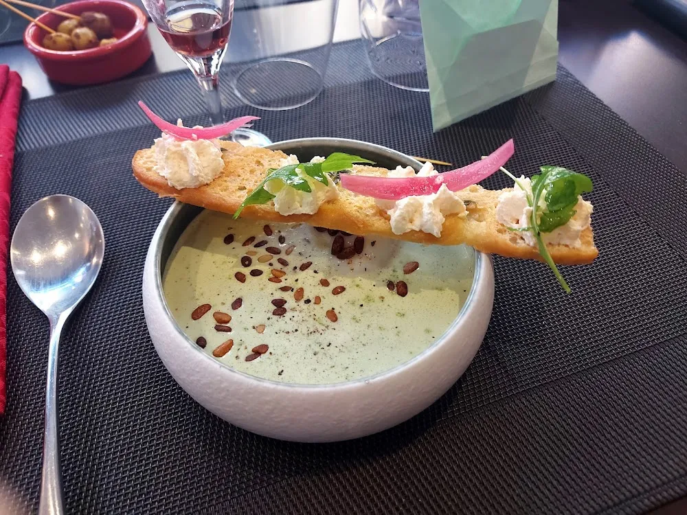 Œuf Parfait Espuma de Jambon de Parme Et Foccacia